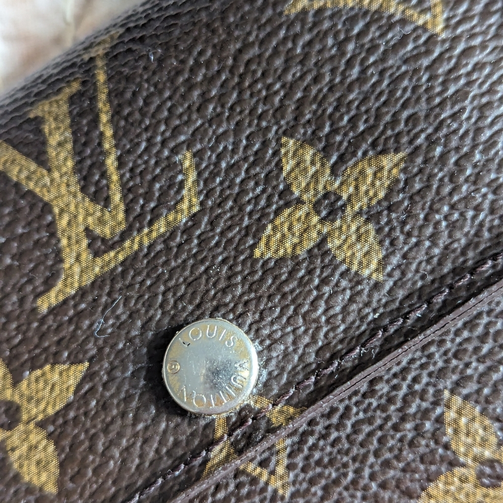 Authentic LV Key/Card Case - Picture 3 of 11